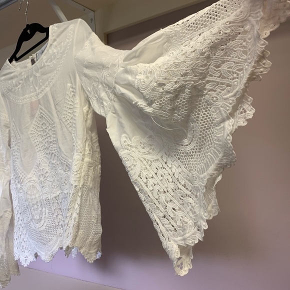 NWT Chicwish embroidered blouse - Picture 3 of 7